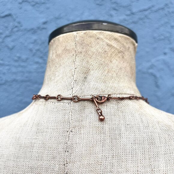 Vintage Avon Jewelry Set Necklace and Earrings fairy Victorian - Picture 8 of 8